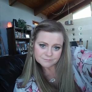 Meet your Posher, Clarissa